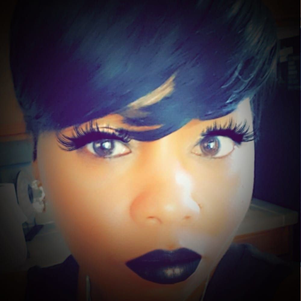 Meet your Posher, Marcia